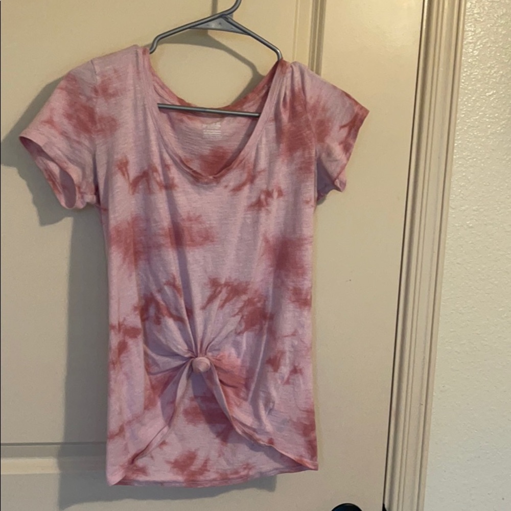 Pink brand tee